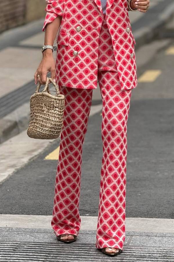Elegantly Styled Pants for Everyday Wear