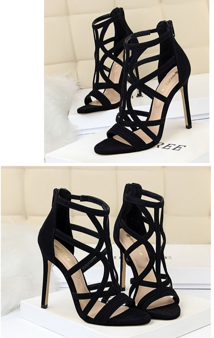 Well Tailored Heels with a Graceful Silhouette
