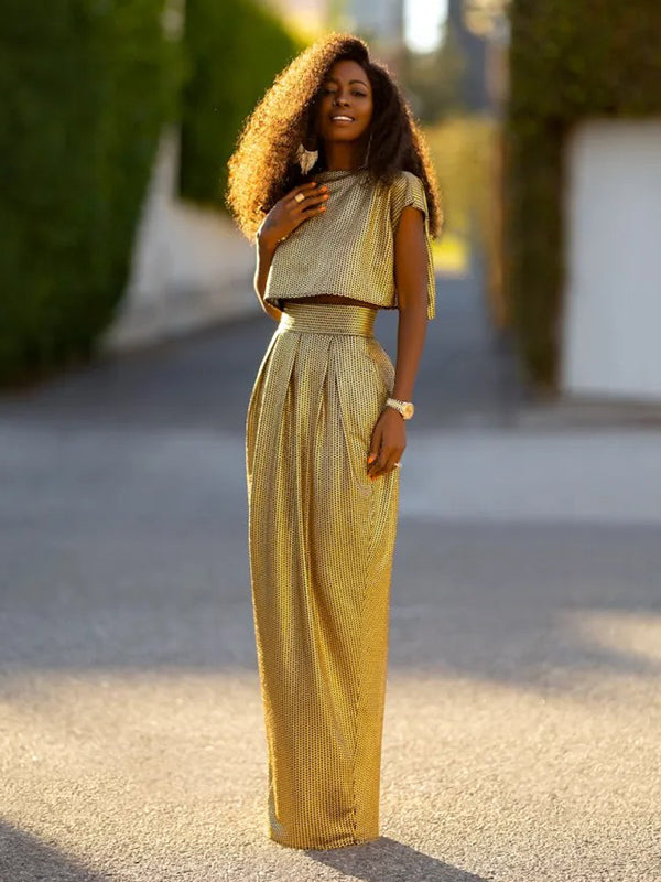 Classic Vintage Top with a Flattering Fit