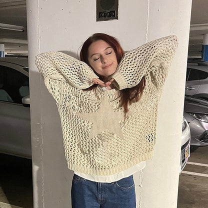 Well Tailored Sweater with a Graceful Silhouette