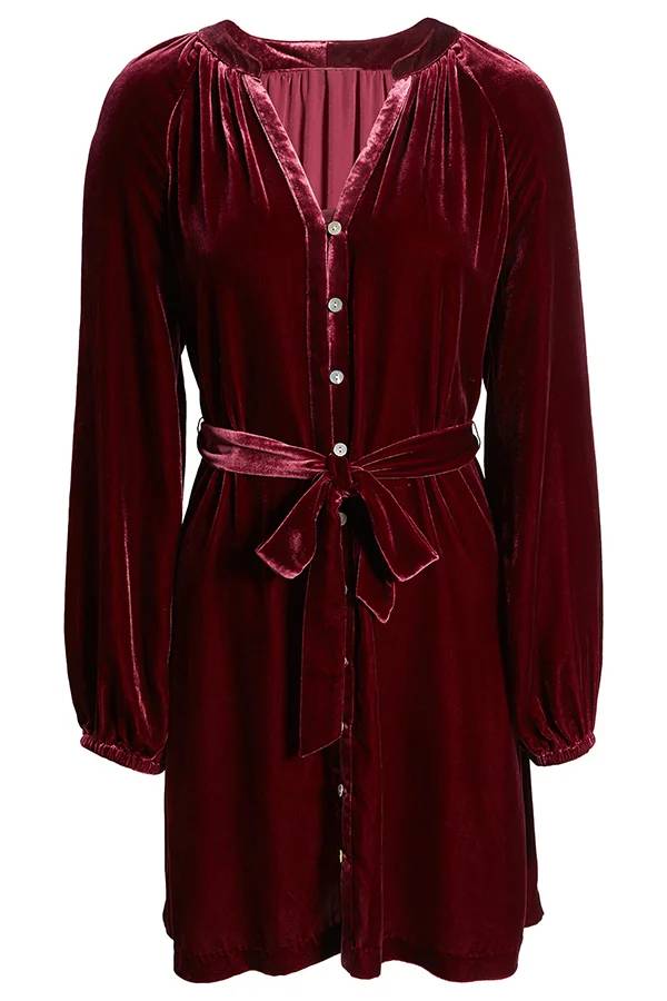 Well Tailored Dress with a Graceful Silhouette