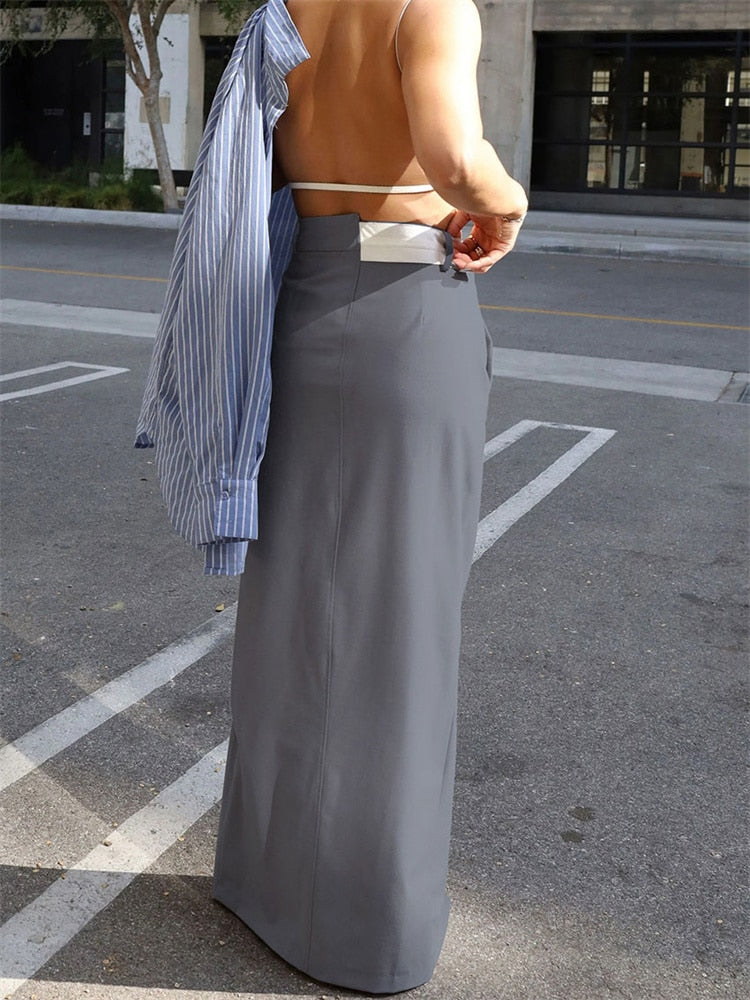 Sophisticated Garment with a Clean Classic Look