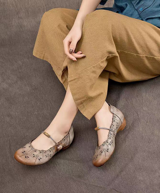Classic Vintage Shoes with a Flattering Fit