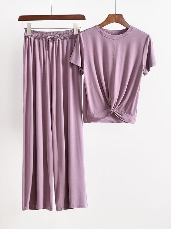 Classic Vintage Pants with a Flattering Fit