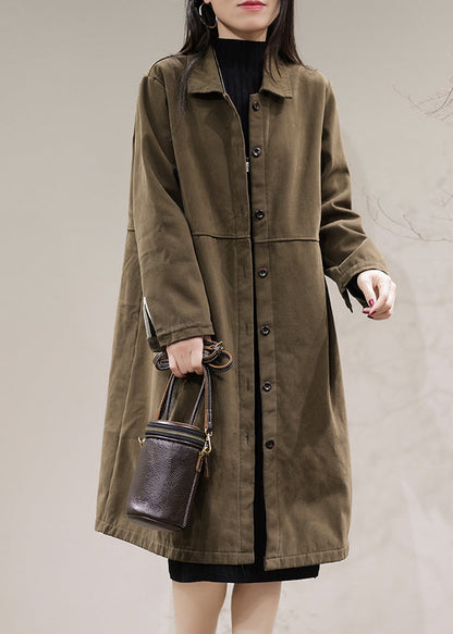 Well Tailored Coat with a Graceful Silhouette