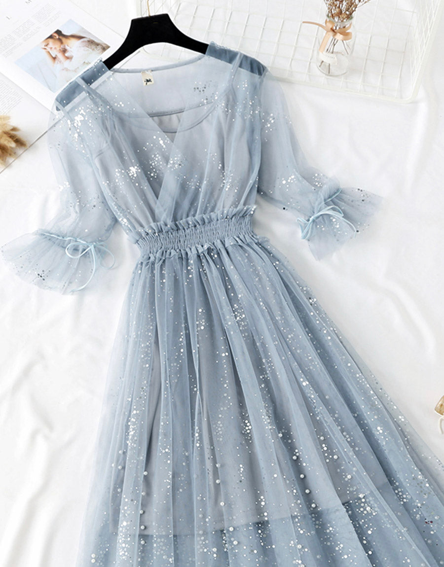Beautifully Crafted Dress in a Classic Style