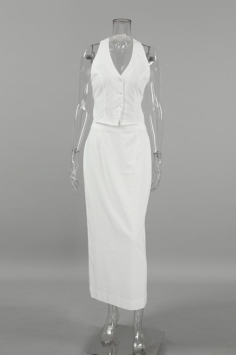 Sophisticated Garment with a Clean Classic Look