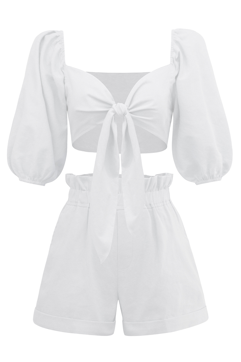 Gracefully Styled Garment for Any Occasion
