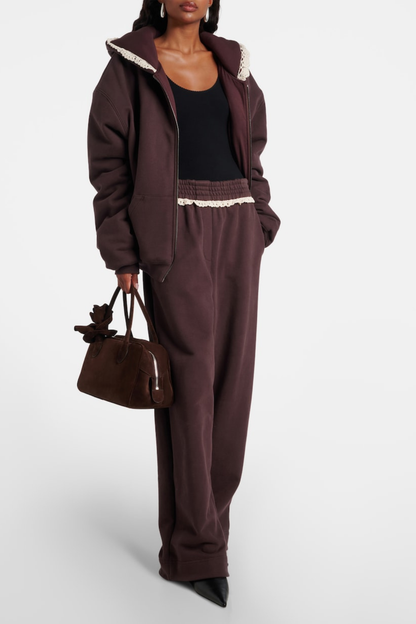 Beautifully Finished Pants in a Timeless Design
