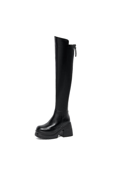 Effortlessly Elegant Boots with a Timeless Design