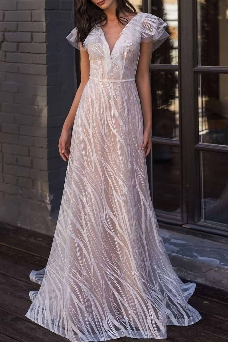 Gracefully Styled Dress for Any Occasion