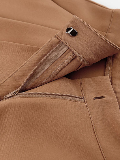 Elegantly Styled Pants for Everyday Wear