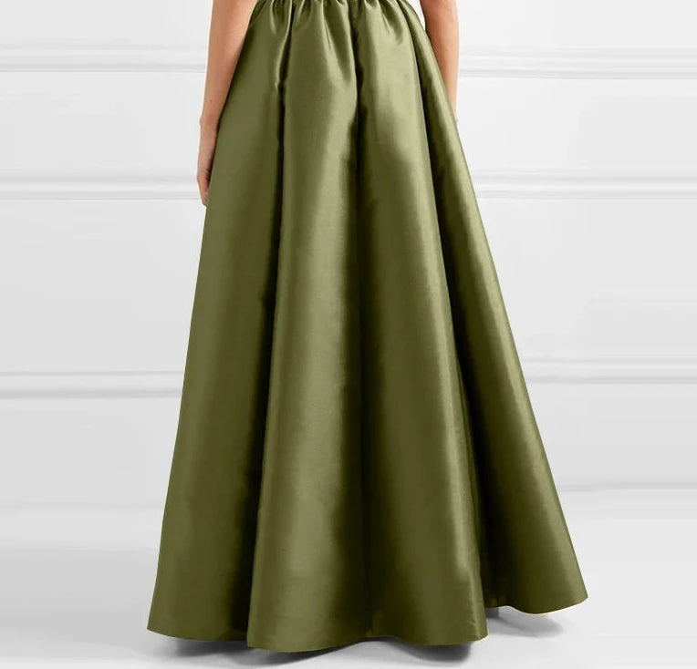 Effortlessly Elegant Garment with a Timeless Design
