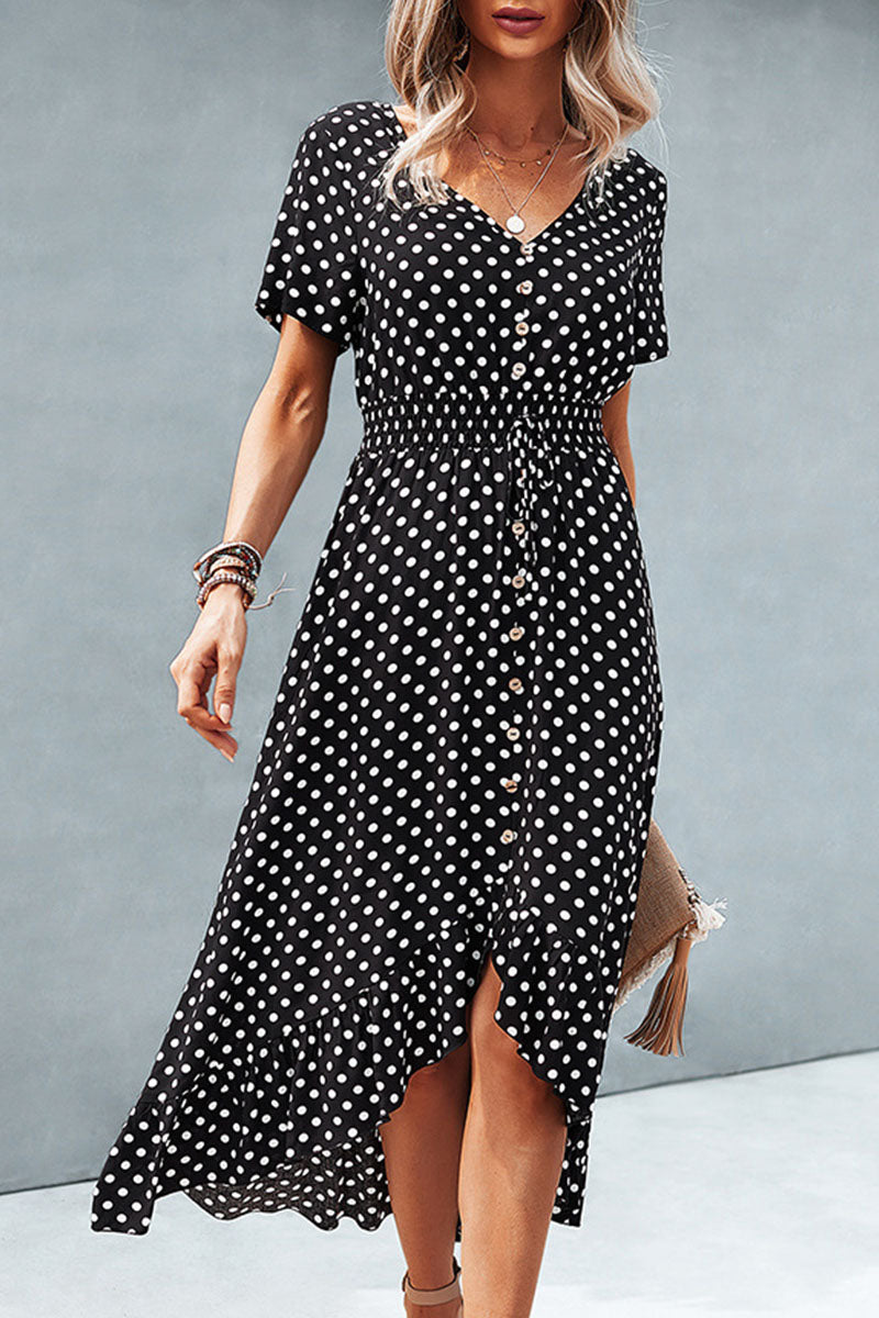 Gracefully Styled Dress for Any Occasion