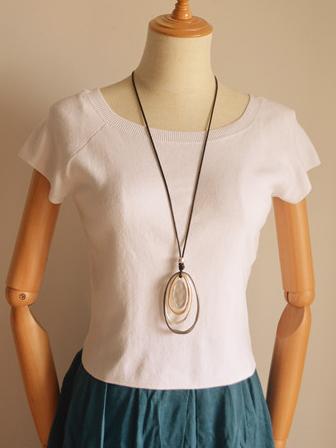 Effortlessly Elegant Garment with a Timeless Design