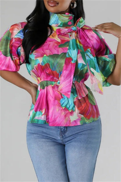 Well Tailored Top with a Graceful Silhouette