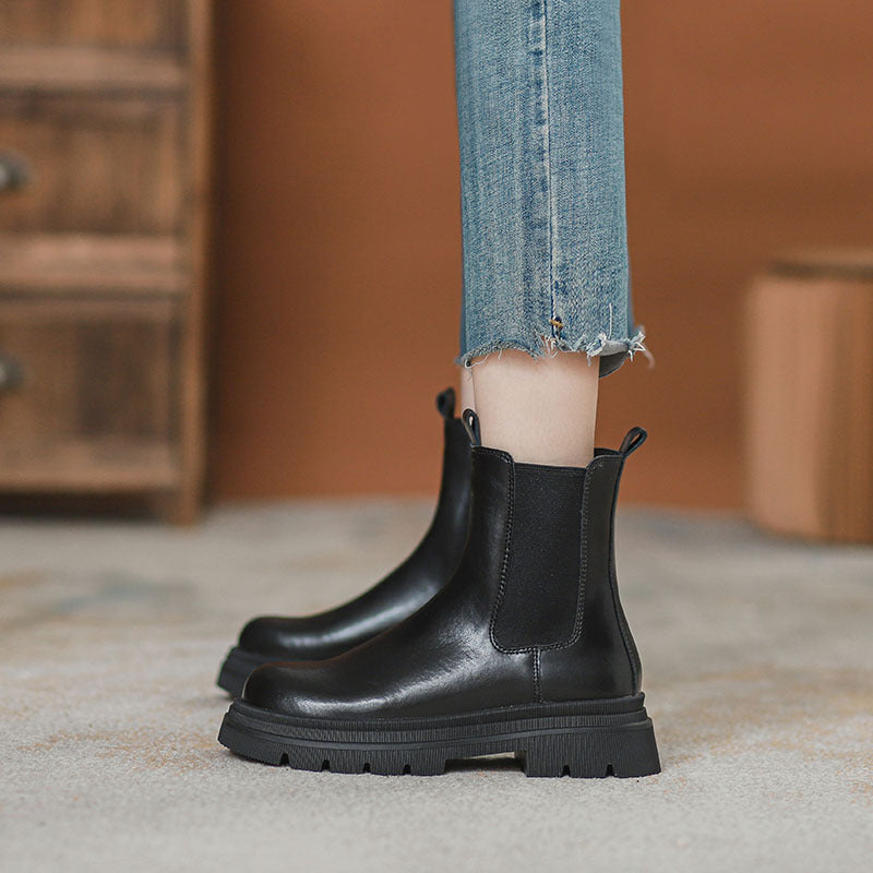 Gracefully Styled Boots for Any Occasion