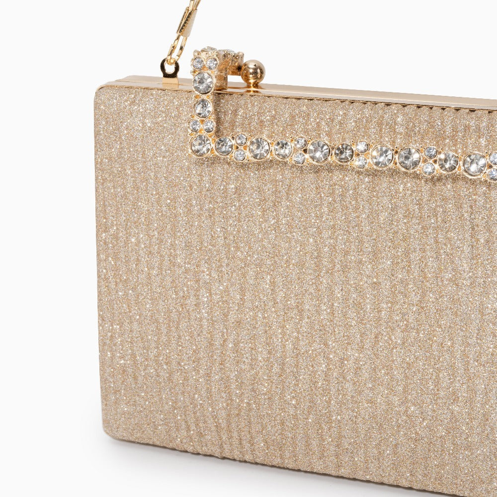 Classic Vintage Bag with a Flattering Fit