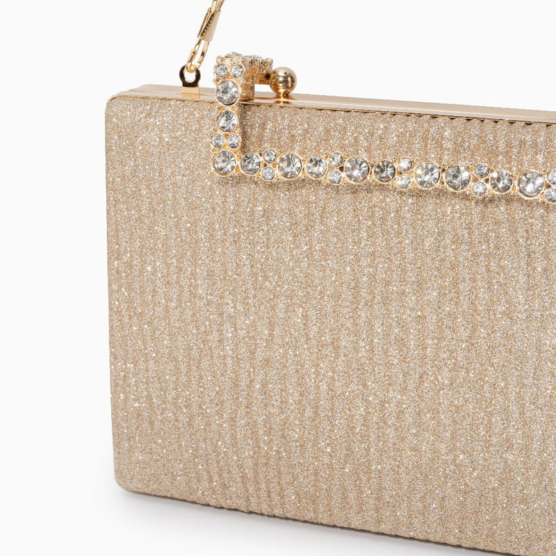 Classic Vintage Bag with a Flattering Fit