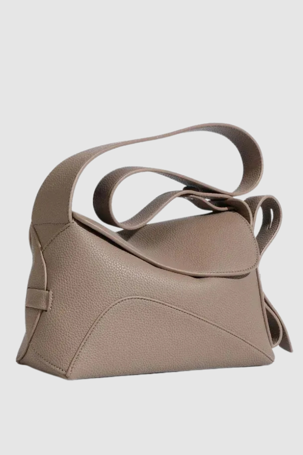 Polished Garment with an Effortless Classic Look