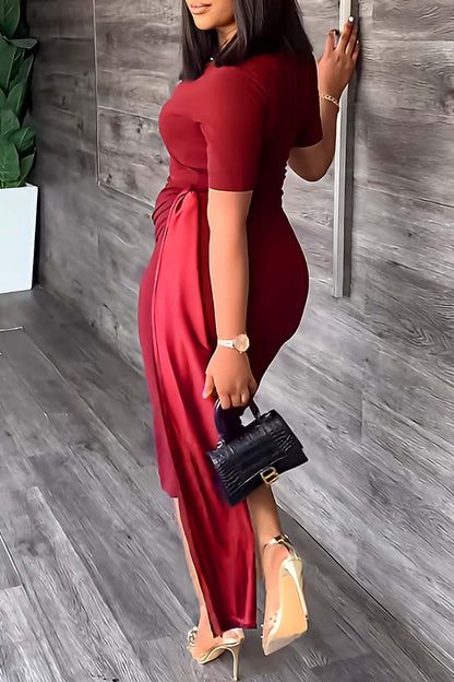 Beautifully Finished Dress in a Timeless Design
