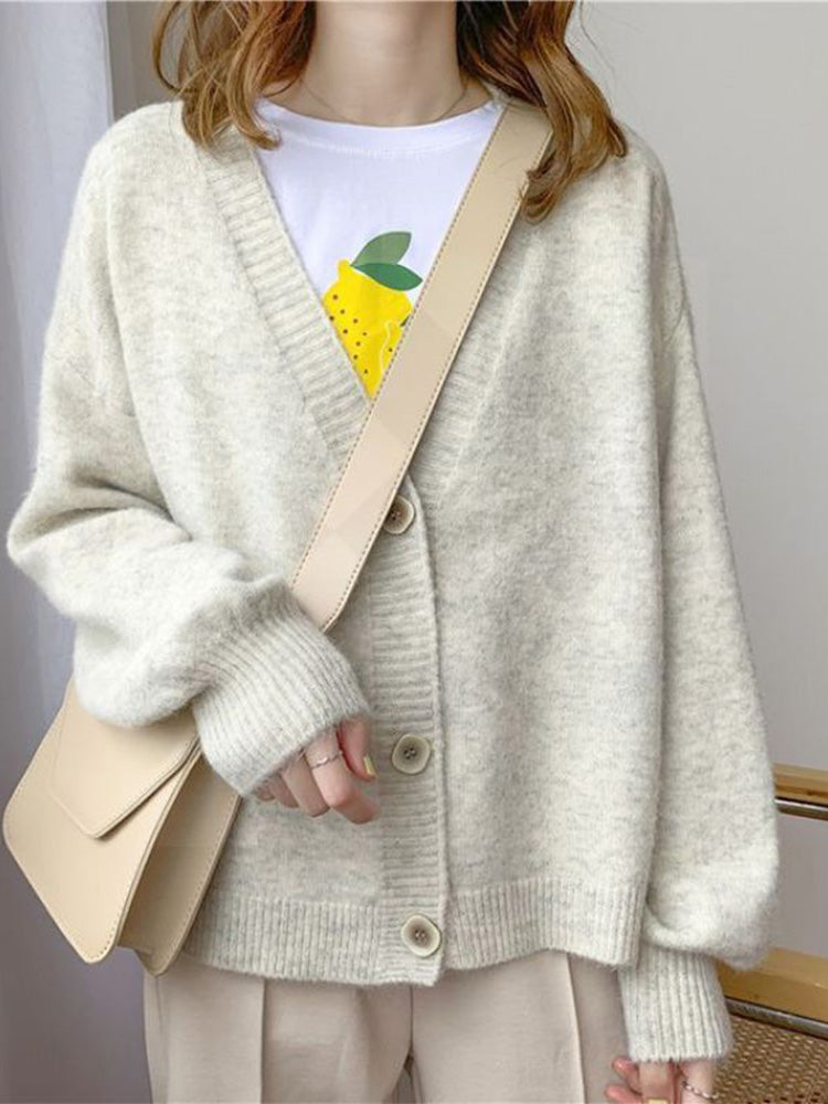 Beautifully Crafted Cardigan in a Classic Style