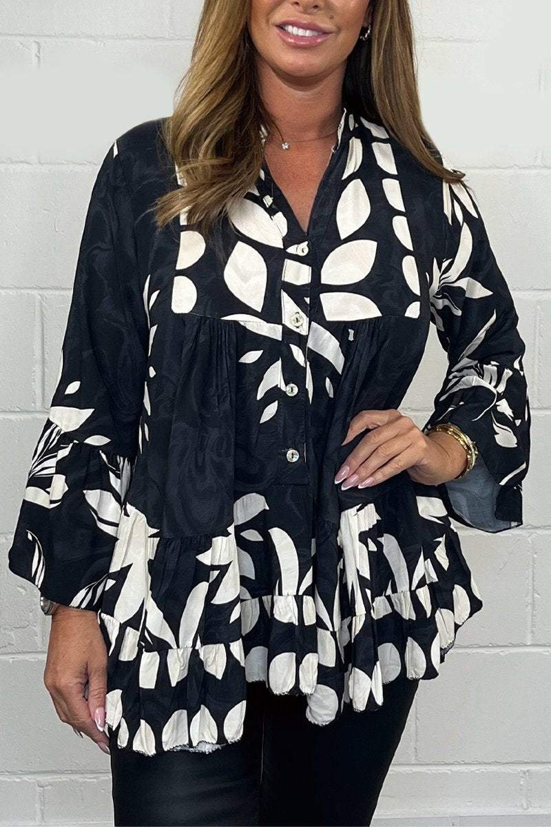 Classic Vintage Top with a Flattering Fit