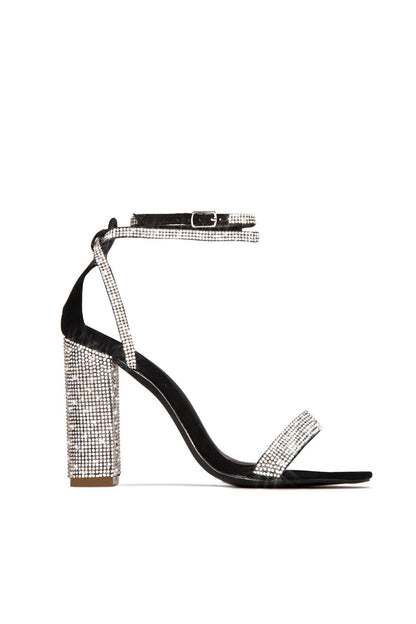 Beautifully Finished Heels in a Timeless Design