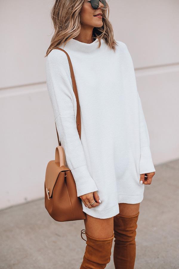 Well Tailored Sweater with a Graceful Silhouette