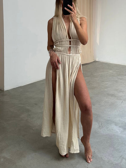 Effortlessly Elegant Dress with a Timeless Design