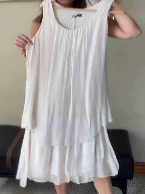 Well Tailored Dress with a Graceful Silhouette