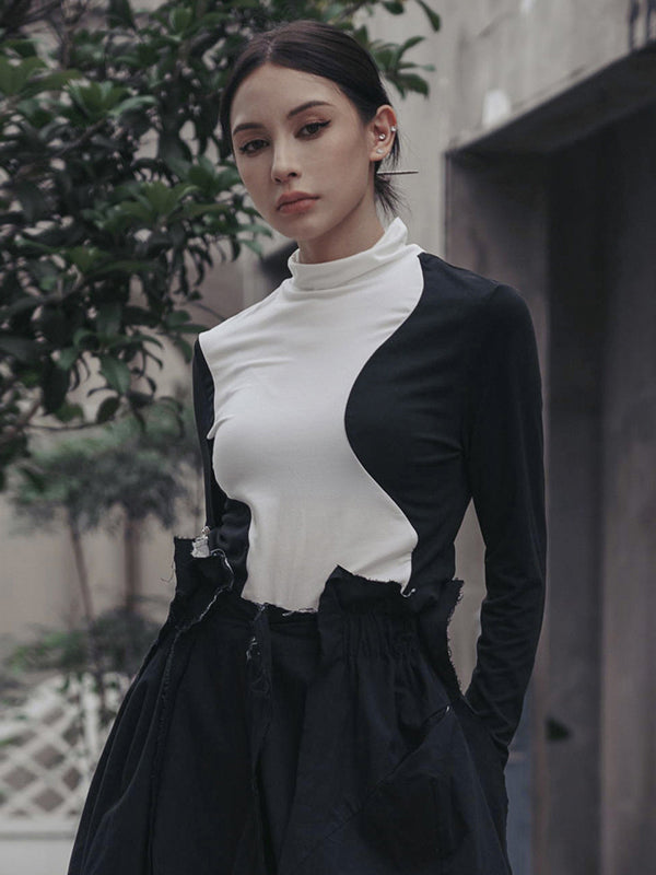 Effortlessly Elegant T-Shirt with a Timeless Design