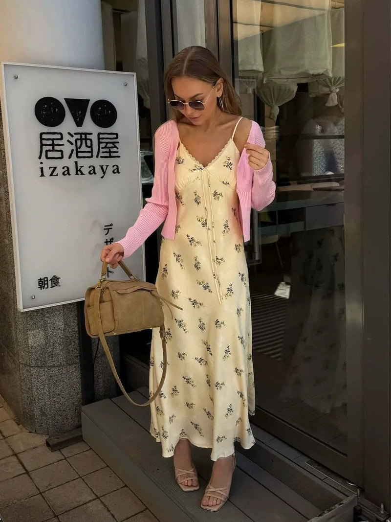 Classic Vintage & Enduringly Stylish Dress