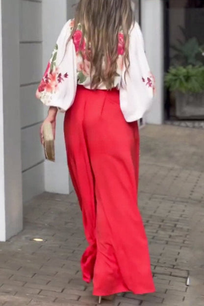 Well Tailored Blouse with a Graceful Silhouette
