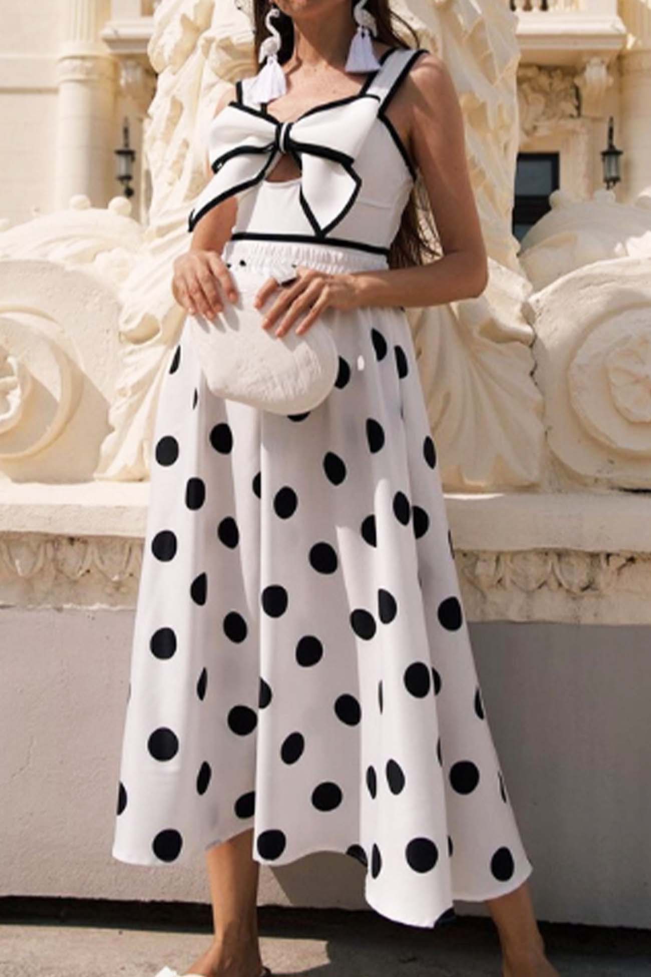 Sophisticated Garment with a Clean Classic Look