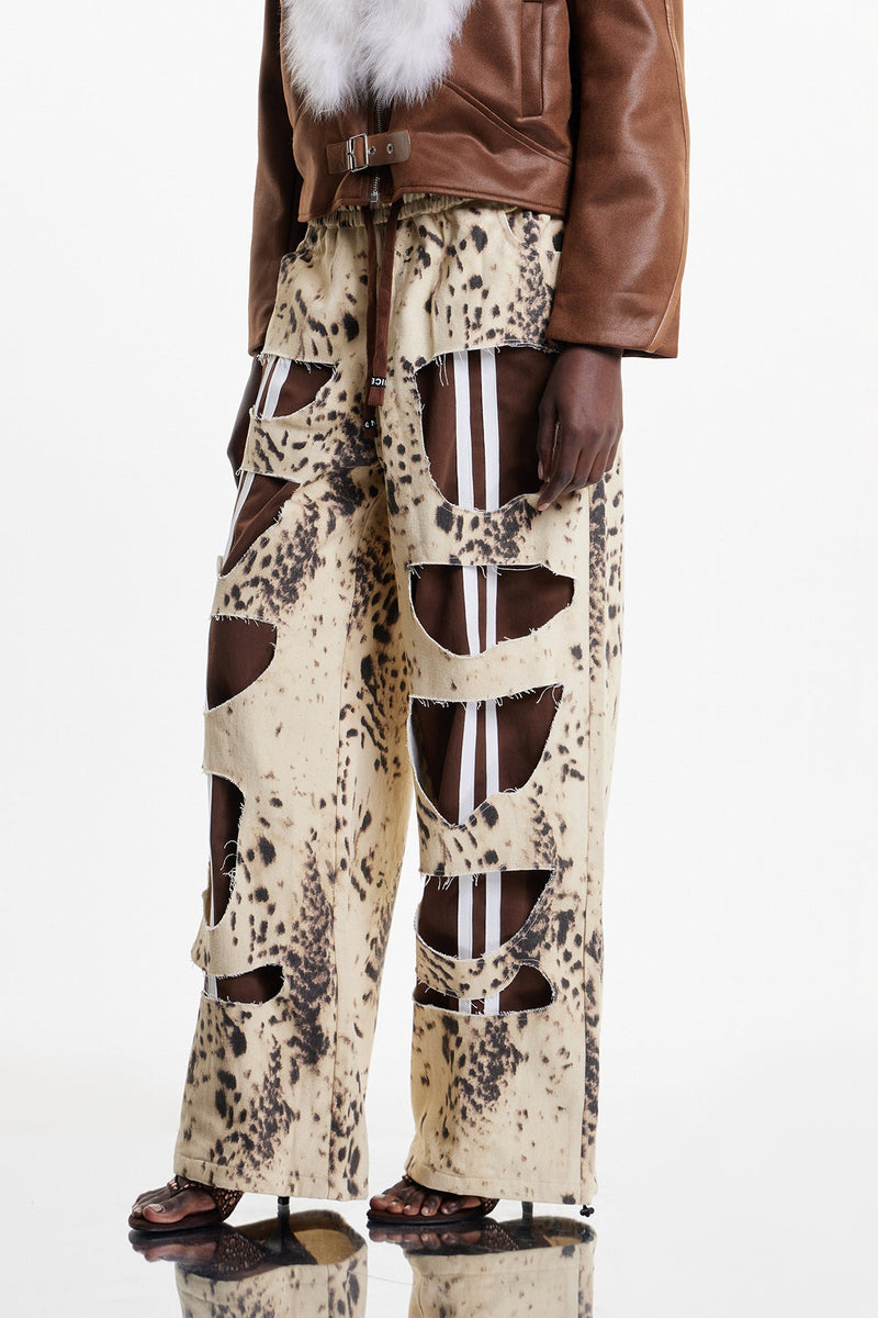Elegantly Styled Pants for Everyday Wear