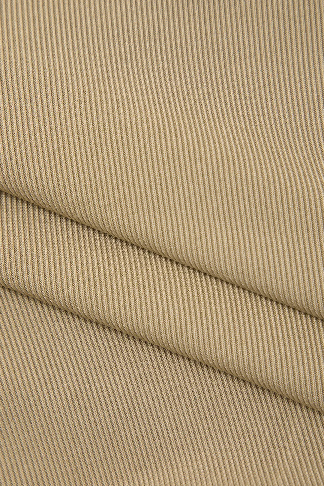 Beautifully Crafted Pants in a Classic Style