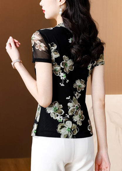 Elegantly Styled Shirt for Everyday Wear