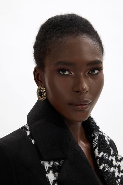 Well Tailored Garment with a Graceful Silhouette