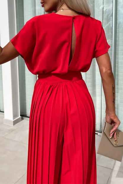Sophisticated Garment with a Clean Classic Look