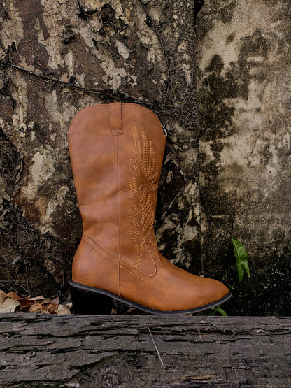 Gracefully Styled Boots for Any Occasion