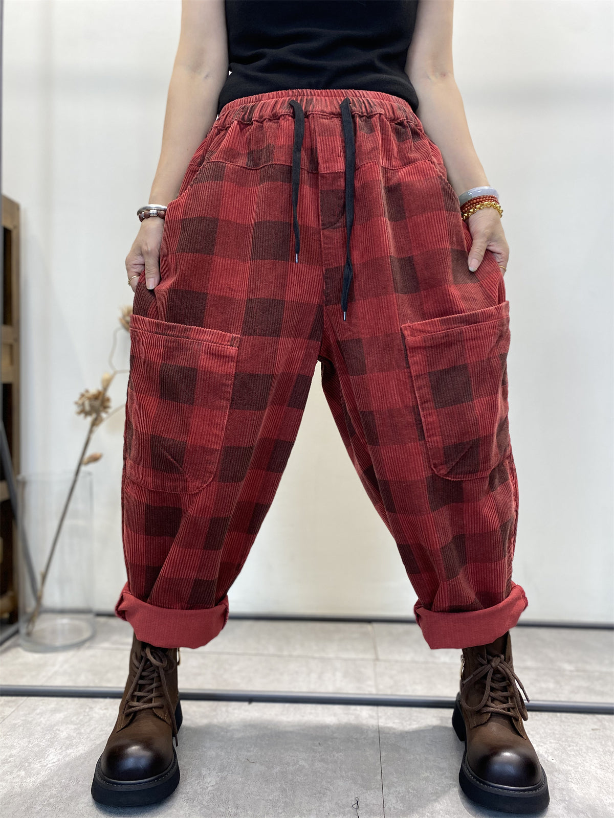 Sophisticated Pants with a Clean Classic Look