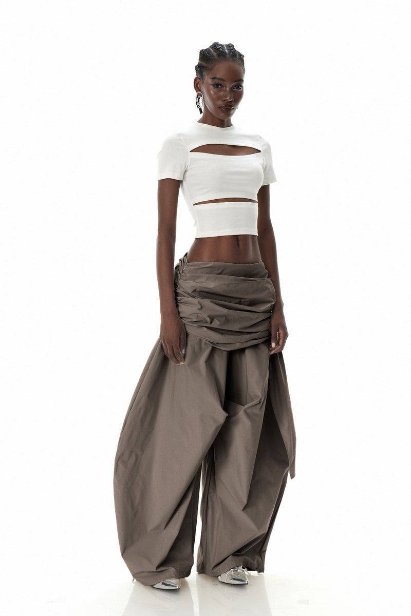 Elegantly Styled Pants for Everyday Wear