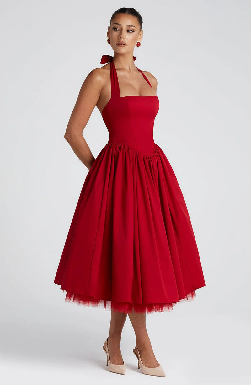 Effortlessly Elegant Dress with a Timeless Design
