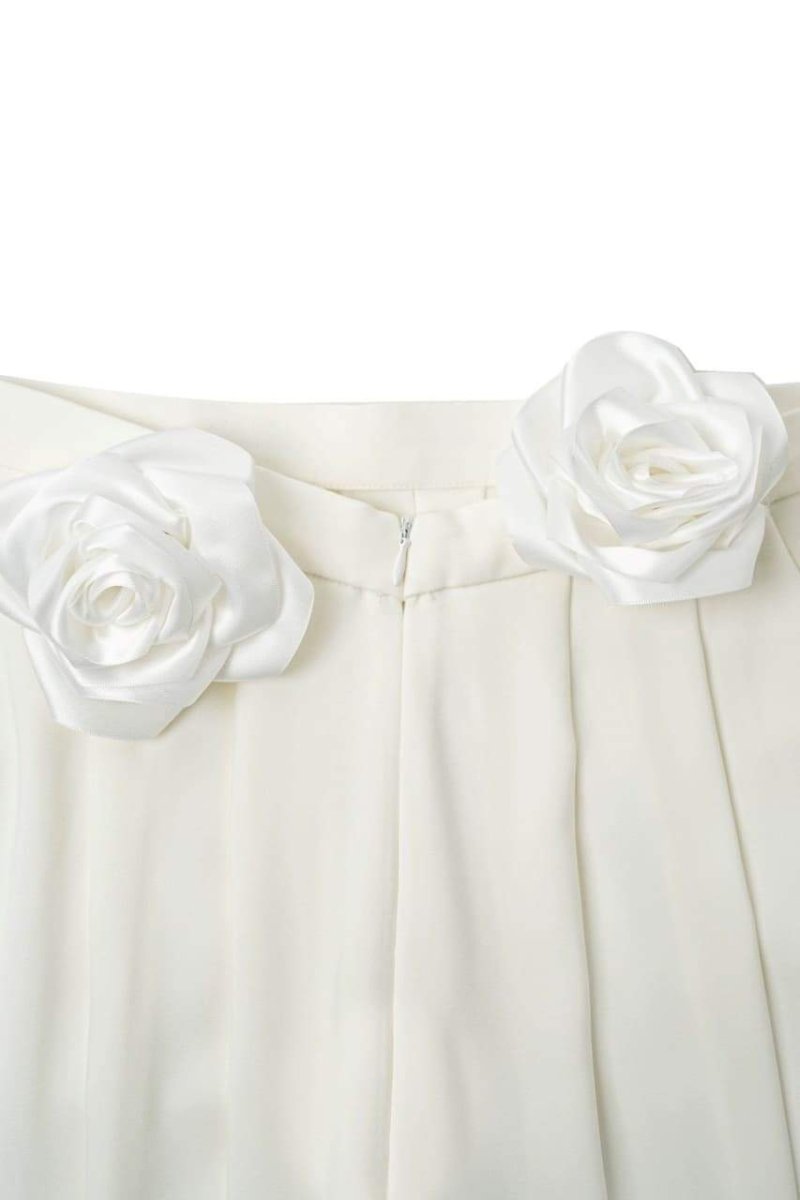 Beautifully Finished Garment in a Timeless Design