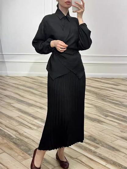 Sophisticated Blouse with a Clean Classic Look