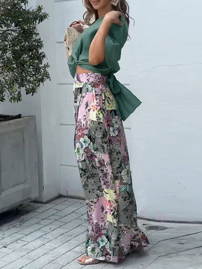 Effortlessly Elegant Pants with a Timeless Design