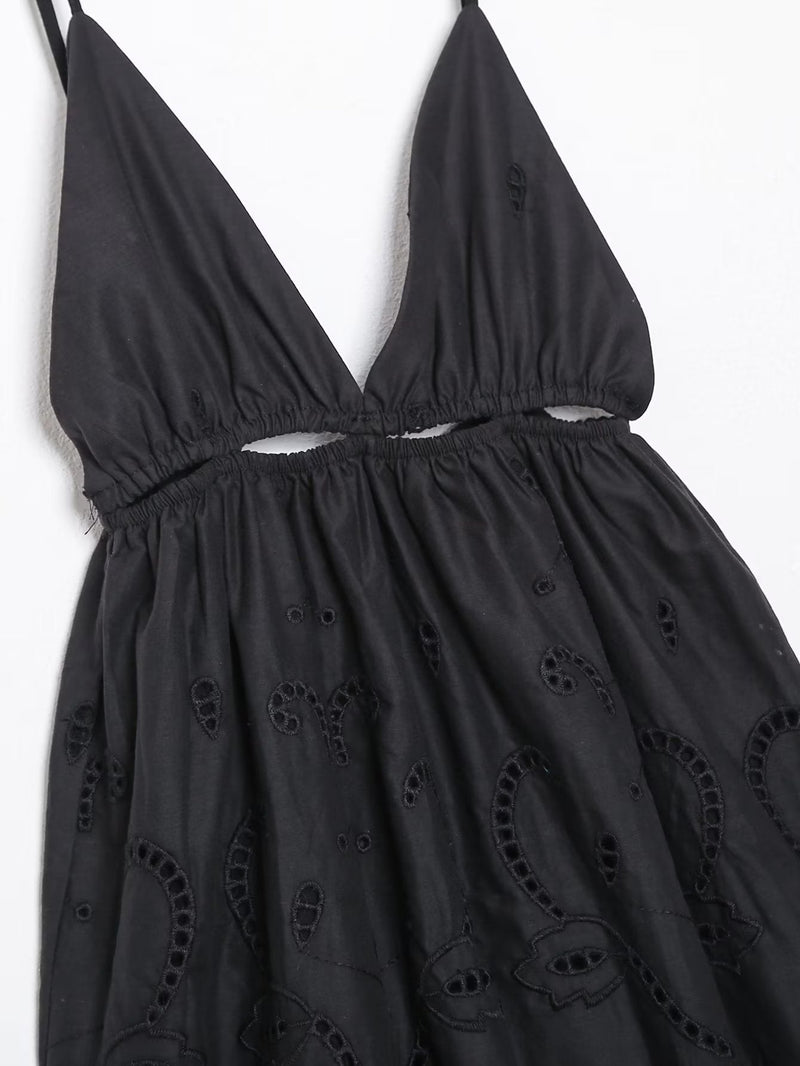 A Vintage Style Dress with Delicate Timeless Details