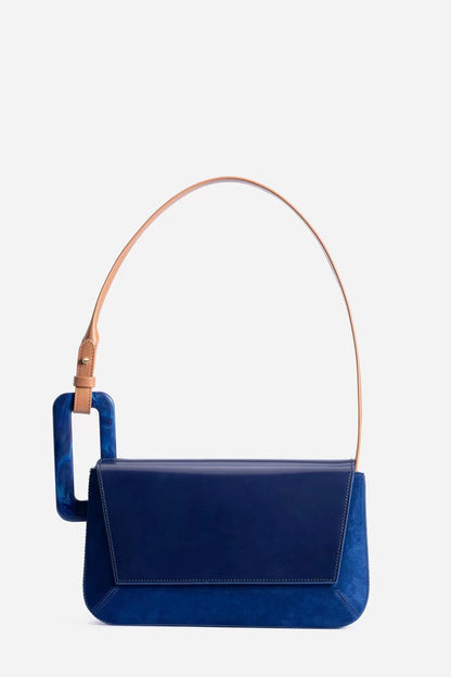Classic Vintage Bag with a Flattering Fit