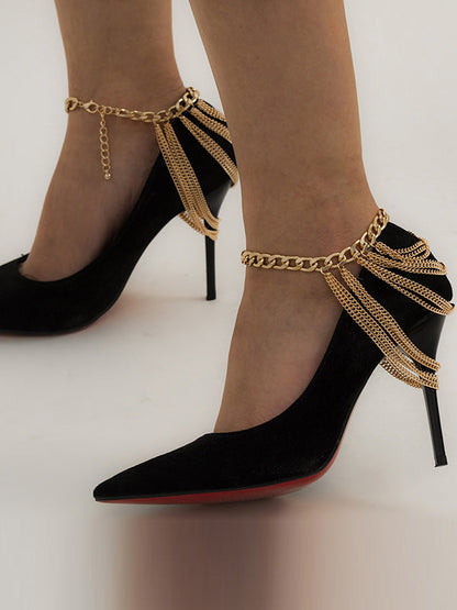 Gracefully Styled Garment for Any Occasion